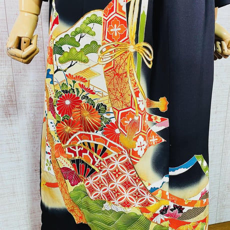 菊・松・牡丹・熨斗柄正絹金彩黒留袖ワンピースＭ～Ｌ＆ギャザーストール