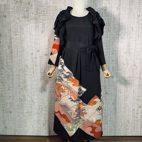 菱形道長取・亀甲松竹菊刺繍正絹黒留袖ワンピースＬ～ＬＬ＆ギャザーストール