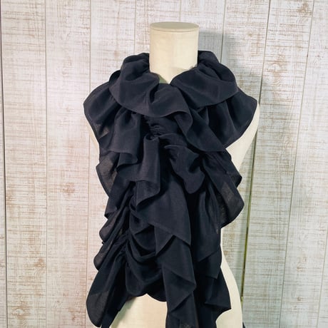 着物リメーク、ワンピース&ストール&ターバン 着物リメイク＊牡丹・菊・藤など花篭刺繍正絹黒留袖ワンピースM