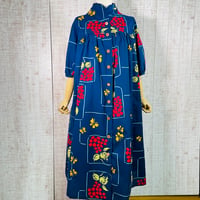 持ち込み＊紫陽花＆蝶々浴衣反物立ち襟ヨーク切り替え前開きパフ袖ワンピースＭ～Ｌ