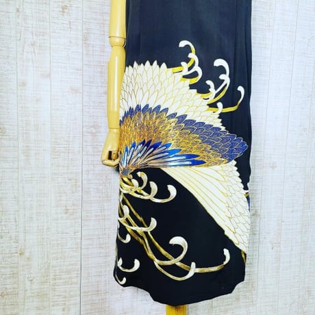 持ち込みオーダー＊おおきな菊模様刺繍正絹縮緬黒留袖ボトルネック裏地付きワンピースＬ