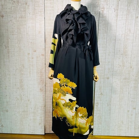 着物リメイク＊松模様刺繍正絹黒留袖ワンピースＬ～ＬＬ＆ギャザーストール