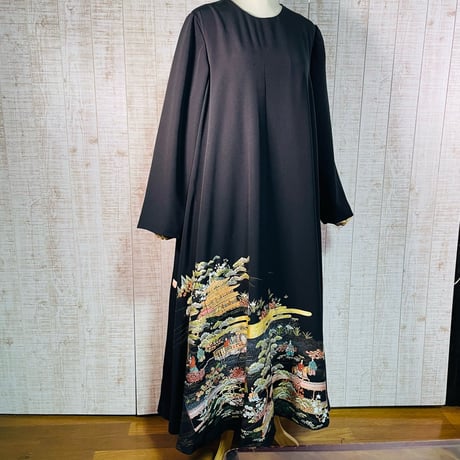 オーダー＊鷁首船・龍頭船・蘇州刺繍黒留袖テントライン長袖総裏付きワンピースＬ～ＬＬ