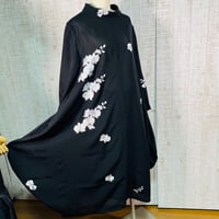 持ち込み＊胡蝶蘭刺繍絽の着物でスタンドカラーコクーンワンピースＭ～Ｌ