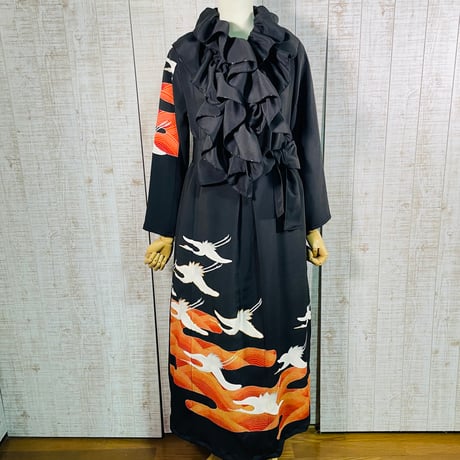 作家物＊夕焼けに群鶴刺繍正絹黒留袖ワンピースＭ～Ｌ＆ギャザーストール