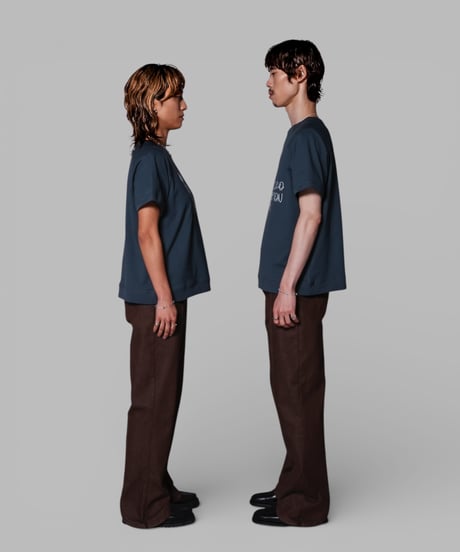 obscured beauty tee(dusty navy)