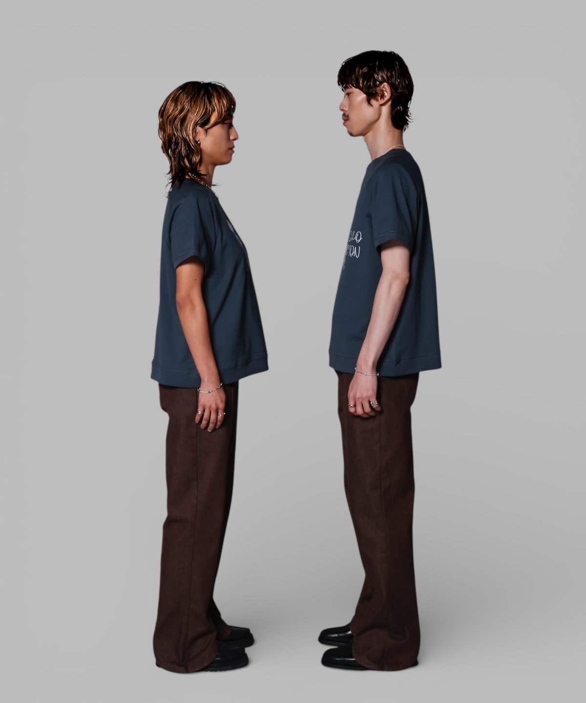 obscured beauty tee(dusty navy) | osolo Connection