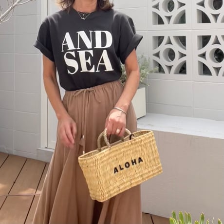 (ご予約品 )AND SEA Tシャツ