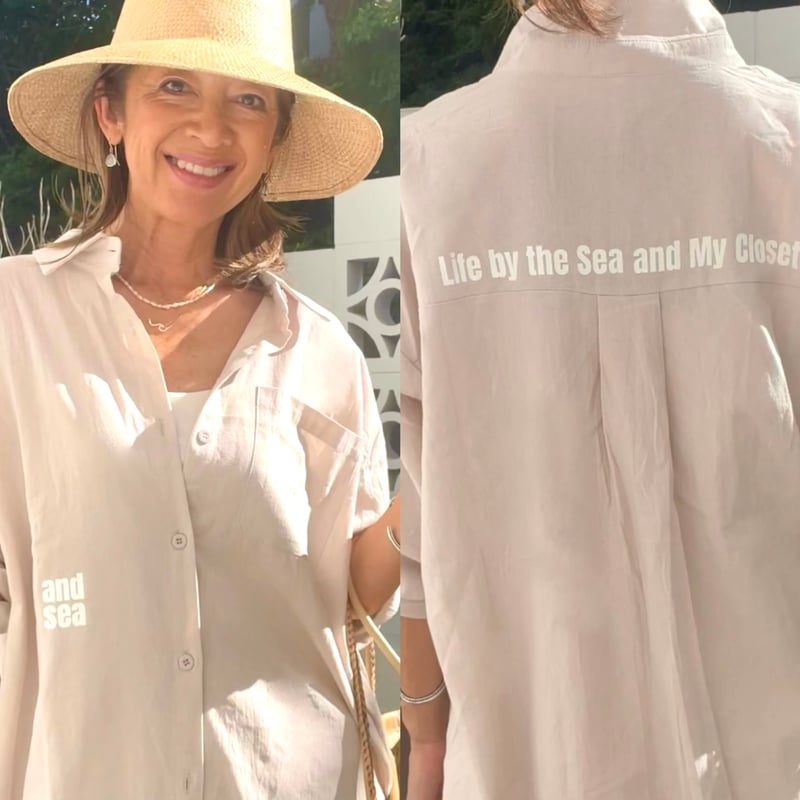 ロゴ入りロングシャツ | and Sea