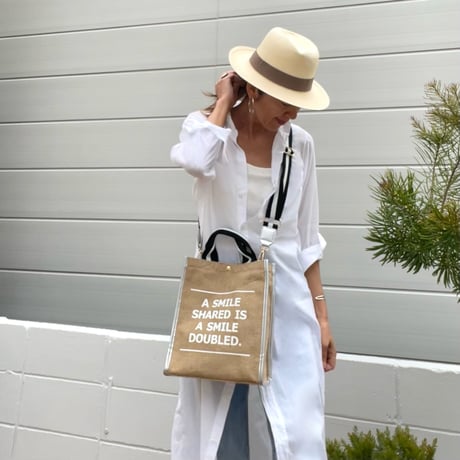 SMILEYリネントート　ストラップ付き