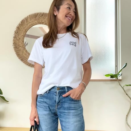 and sea 半袖Tシャツ