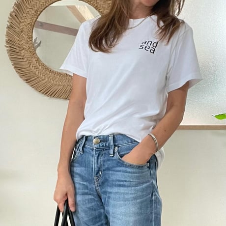 and sea 半袖Tシャツ