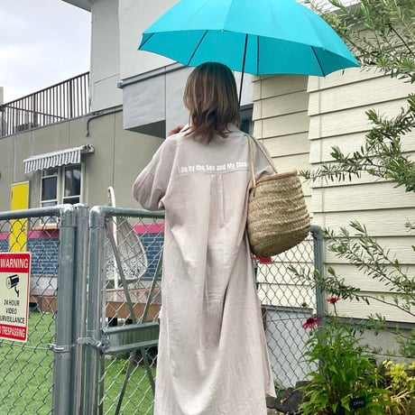 ロゴ入りロングシャツ