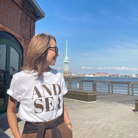(ご予約品 )AND SEA Tシャツ