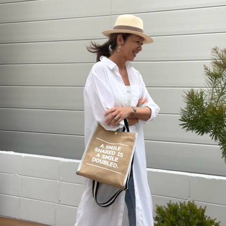 SMILEYリネントート　ストラップ付き