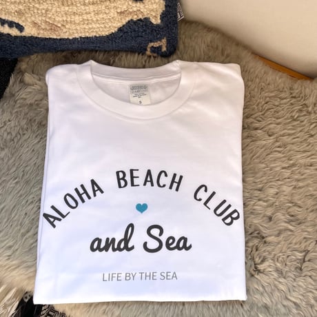 ALOHA BEACH CLUB ❤︎ 半袖Tシャツ