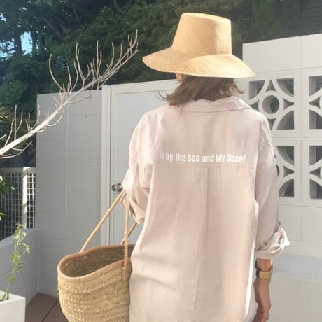 ロゴ入りロングシャツ