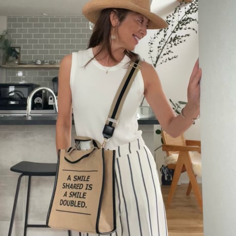 SMILEYリネントート　ストラップ付き