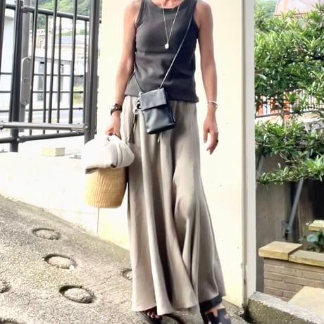 マキシスカート