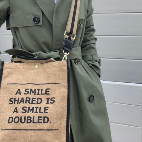 SMILEYリネントート　ストラップ付き