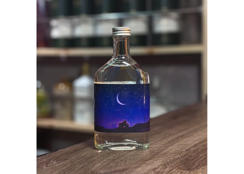限定商品】YOMICHI GIN YORU 200ml | 新宿蒸留 | ハリサンジン