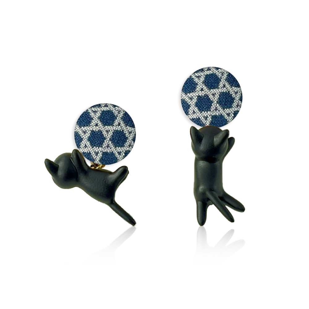 新型 レジン こちょこちょパー 三毛猫 猫 ねこ 手染め じゃらじゃら ピアス