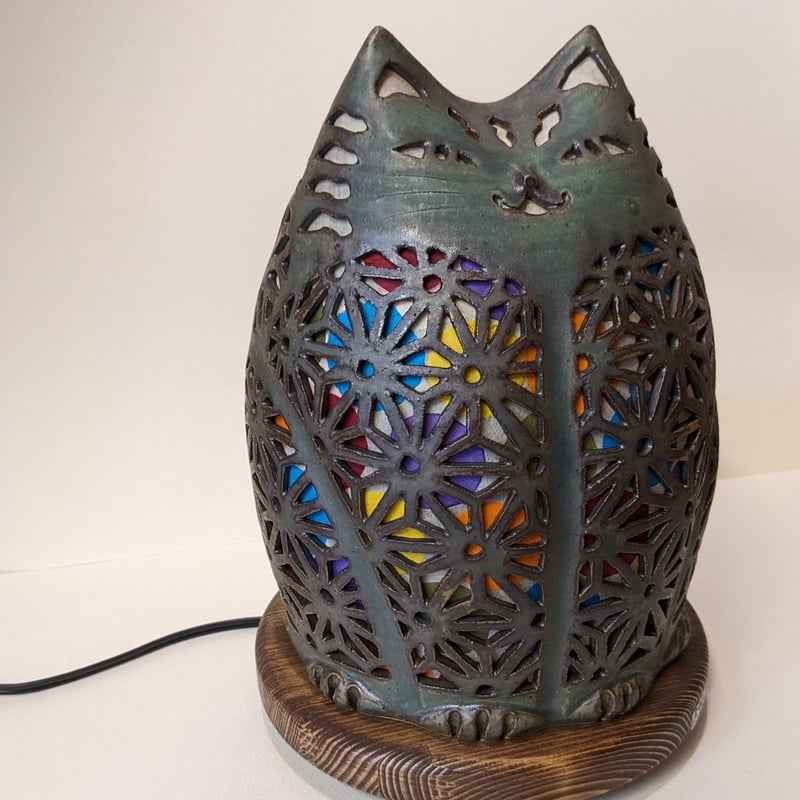 陶器 猫の置物 ランプ 猫 ランプ 陶器製 インテリア アンティークの通販 by willy's