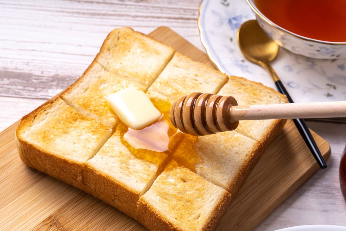 Red honey - High mountain polyfloral honey “Tok