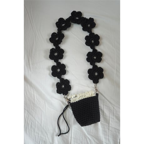 お花ストラップバッグの編みものキット ブラック /Blossom Strap Bag Crochet Kit BLACK
