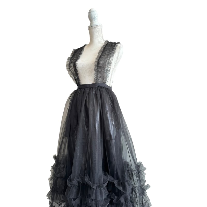 チュールシャーリングジャンパースカート BLACK | MATILDA's STORE チュールシャーリングジャンパースカート BLACK | MATILDA's STORE