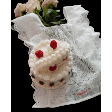 ホールケーキのバッグ- 完成品 / Whole Strawberry Cake Bag