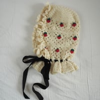 ショートケーキのバラクラバの編みものキット / Strawberry Shortcake Balaclava Crochet Kit / White