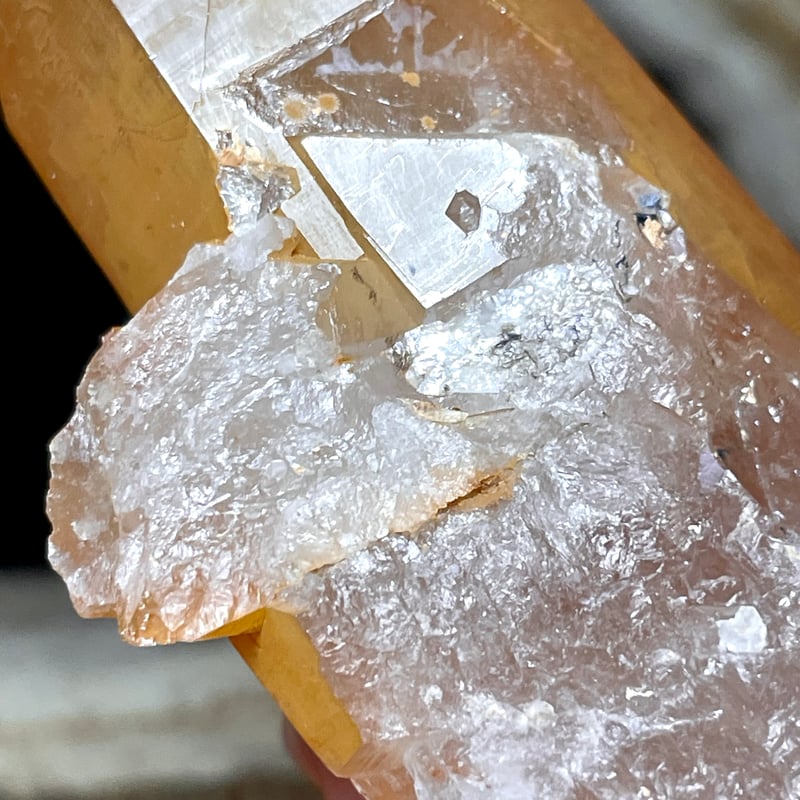 ✳️極稀品✨タンジェリンパワーと高透明度✨極上透明度 水晶クラスター 天然石 原石 タンジェリンクォーツ【蜜柑水晶】クラスター☆疲労回復☆天然石