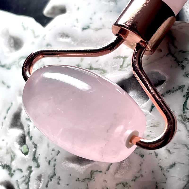 ローズクォーツ【紅石英】美顔ローラー◇マッサージローラー◇天然石