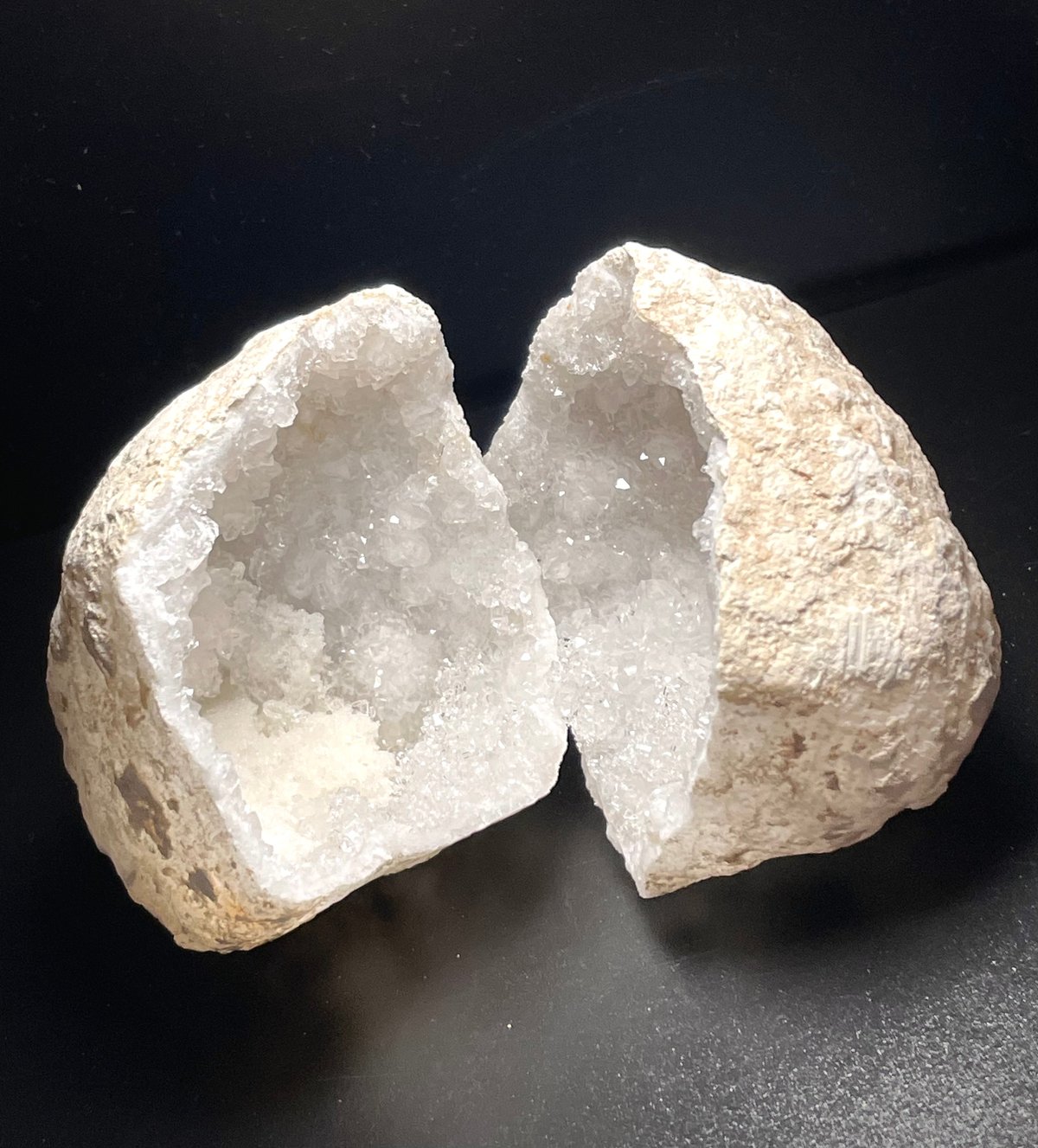 水晶【モロッコ産】ジオード【晶洞】クラスター◇原石◇ペアタイプ