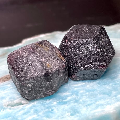 【アルマンダイン◆ガーネット】結晶◆原石◆天然石◆パワーストーン