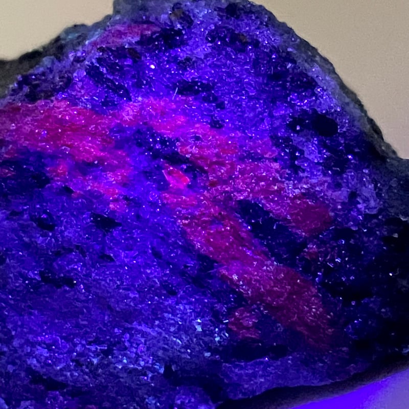 Z4☆格安NEW☆陰陽エネルギー☆【ルビーインゾイサイト『灰簾石』】❤️