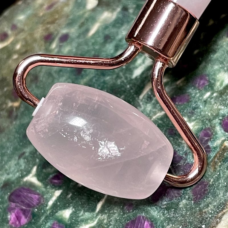 ローズクォーツ【紅石英】美顔ローラー◇マッサージローラー◇天然石