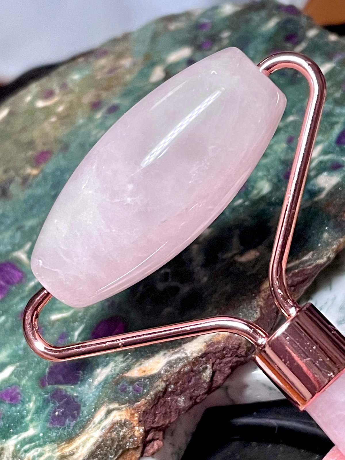 ローズクォーツ【紅石英】美顔ローラー◇マッサージローラー◇天然石