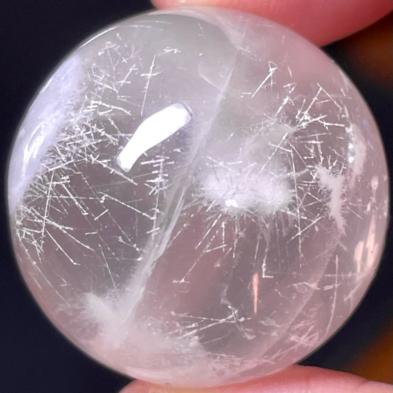 虹入りガーデンクォーツ　ガーデン水晶　スフィア　丸玉　鑑賞石　パワーストーン 虹入りガーデンクォーツ ガーデン水晶 スフィア 丸玉 鑑賞石