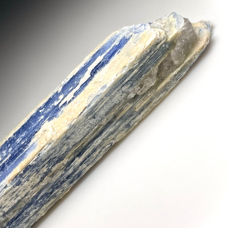 パワーストーン　天然石　原石　カヤナイト　1367g　No.78 カイヤナイト 原石 】 藍晶石 カイヤナイト Kyanite 天然石 原石