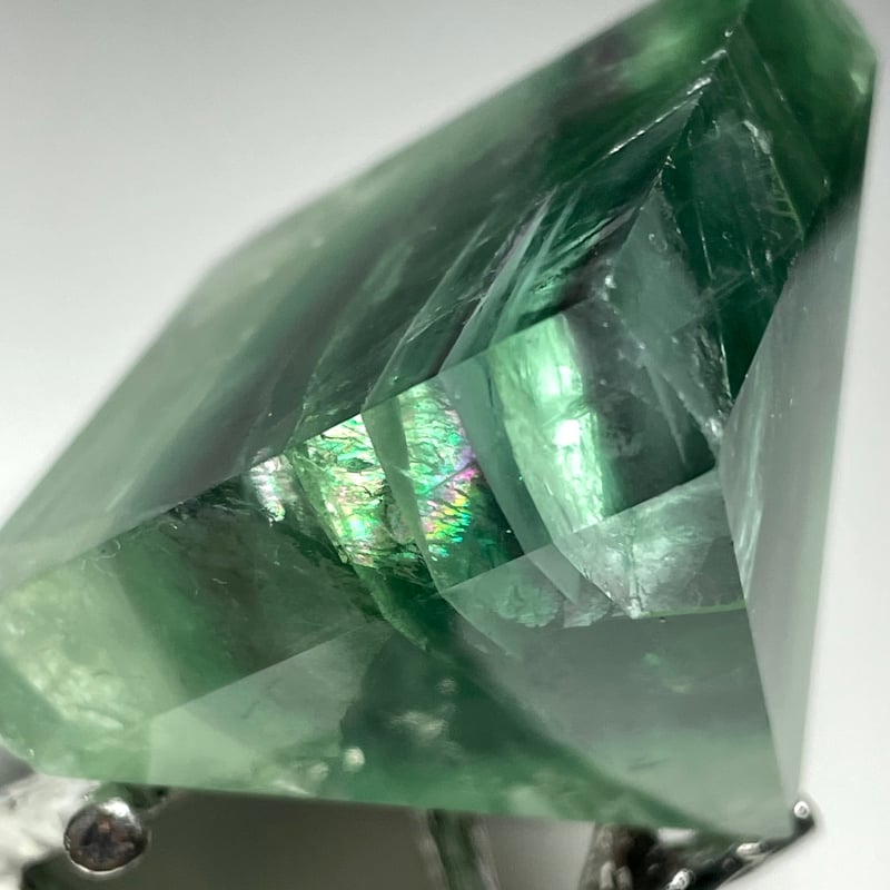 グリーンフローライト【蛍石】ピラミッド△天然石◇パワーストーン