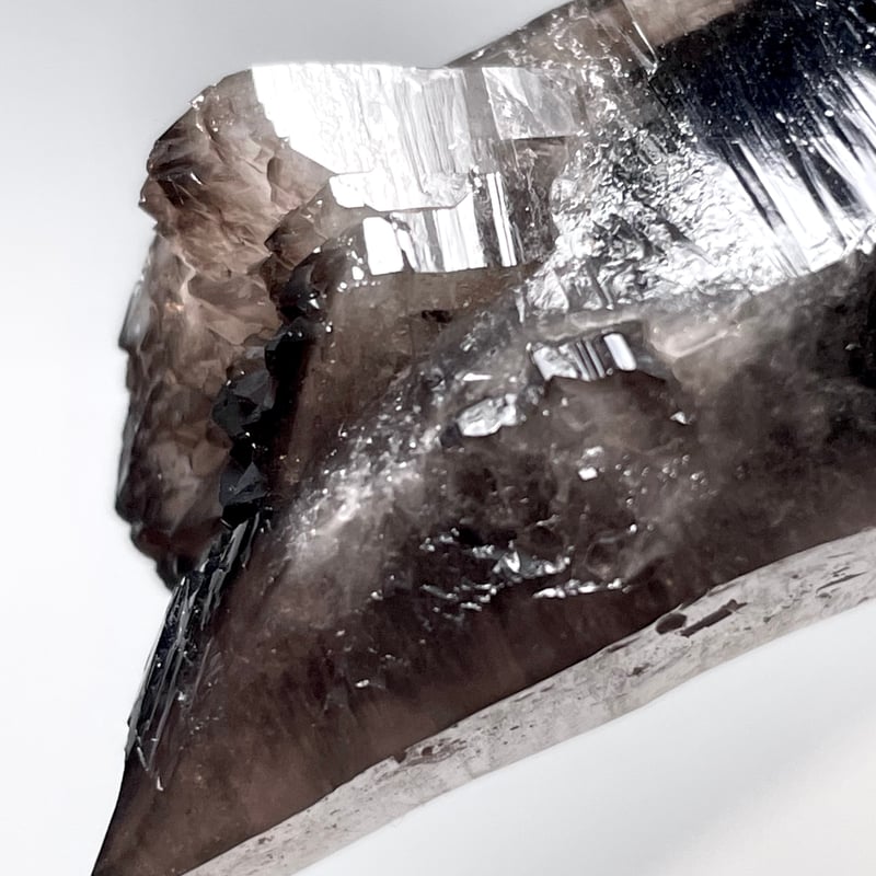 極上モリオン【黒水晶】ポイント◇クラスター◇天然石 極上モリオン【黒水晶】ポイント◇クラスター◇天然石