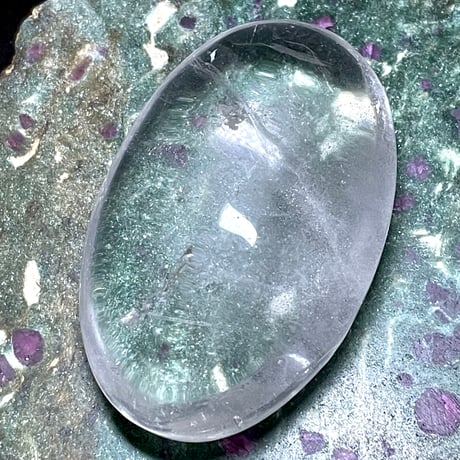 水晶【クリアクオーツ】パーム◆握り石◆天然石◆パワーストーン