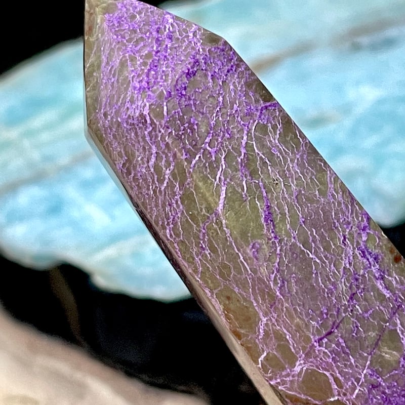 アトランティサイト【杉石】スティヒタイト◇六角柱タワー