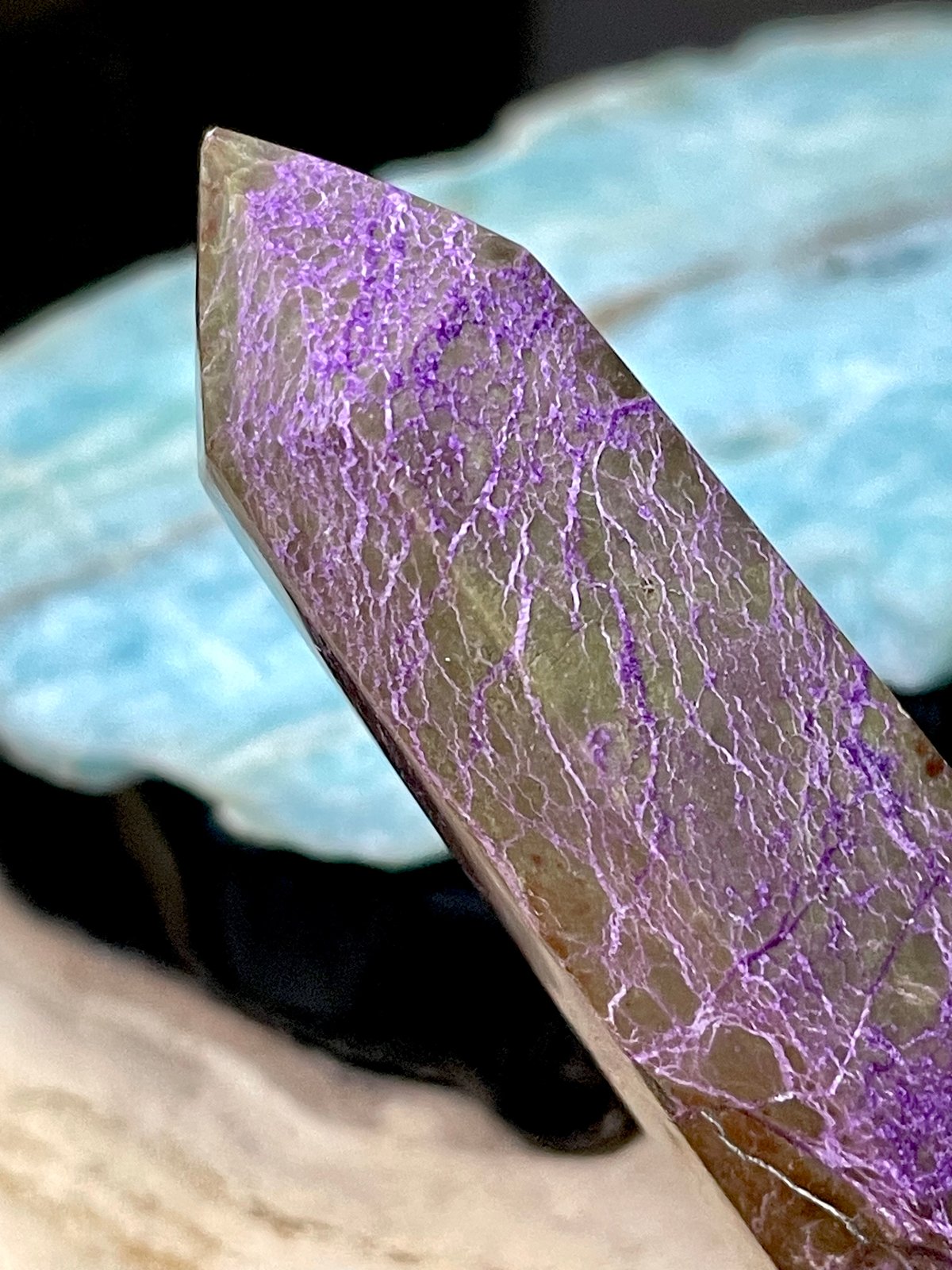 アトランティサイト【杉石】スティヒタイト◇六角柱タワー