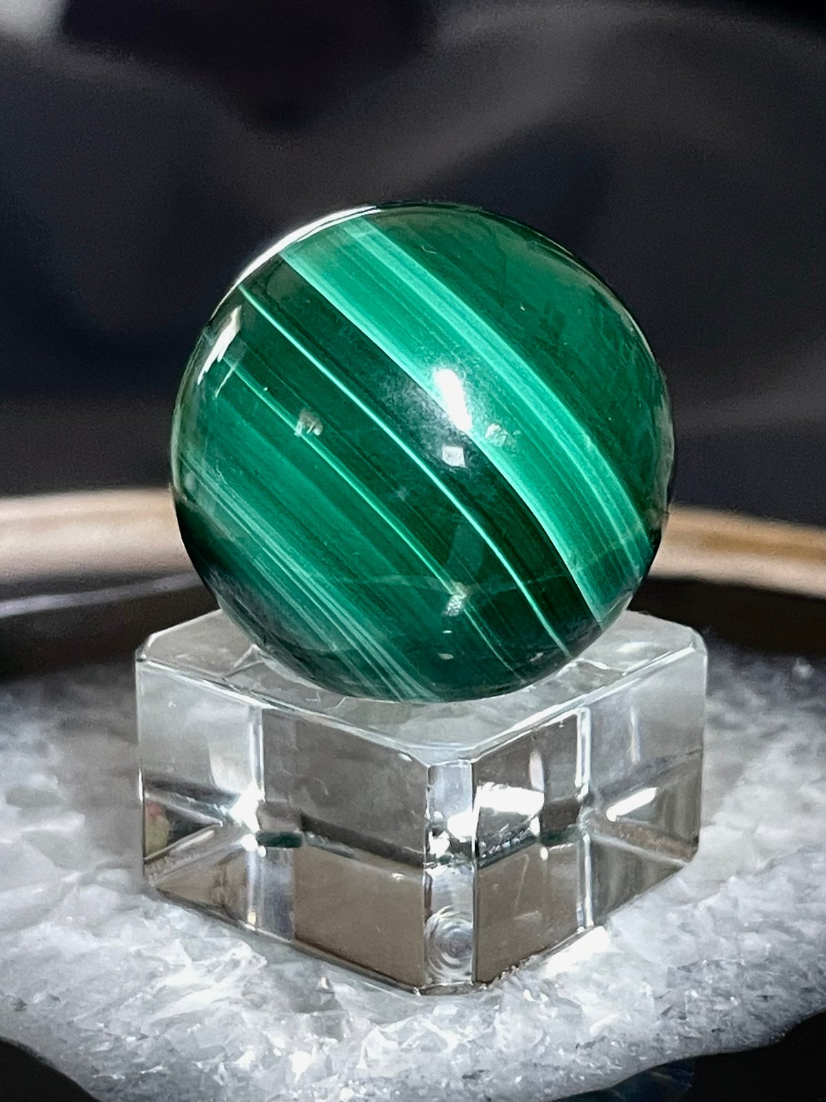 【一点物】大きめ マラカイト 孔雀石　スフィア 丸玉 ✩.*˚天然石×インテリア fit=scale-down,w=1200