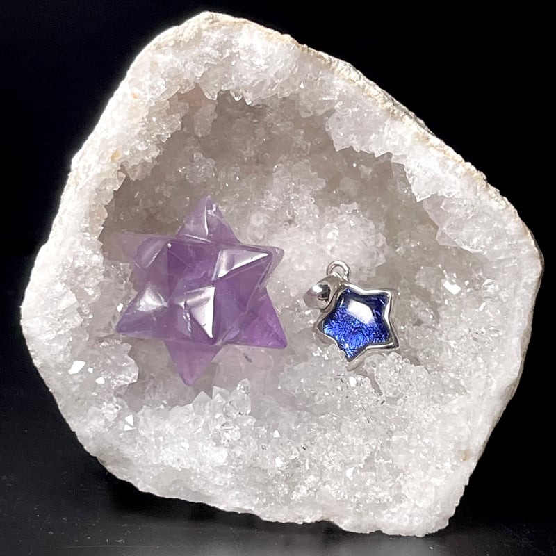 500★訳あり限定品★浄化✳︎破邪【ミニ水晶クラスター『晶洞』ハーフジオード】❤️ 500☆訳あり限定品☆浄化✳︎破邪【ミニ水晶クラスター『晶洞