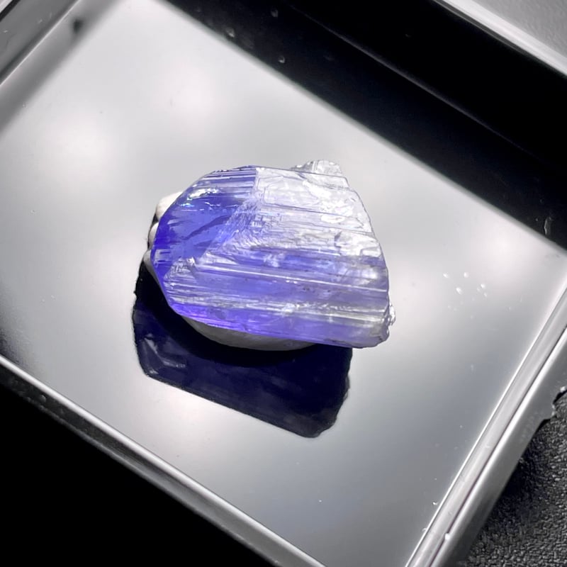 希少☆宝石質【タンザナイト】結晶◇原石◇ケース付◇天然石