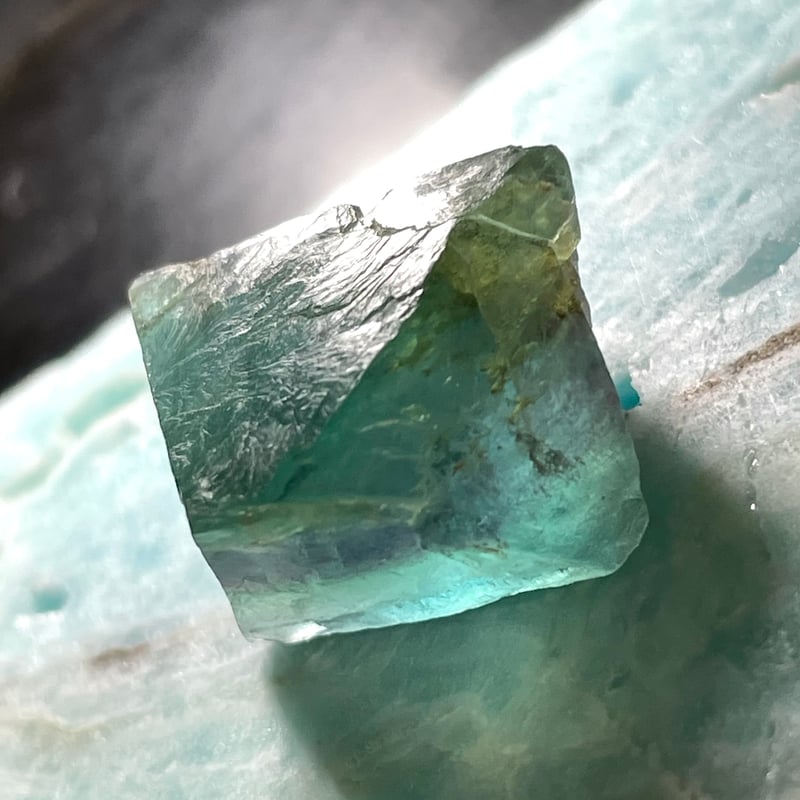 フローライト【蛍石】八面体◇原石◇結晶◇天然石◇パワーストーン